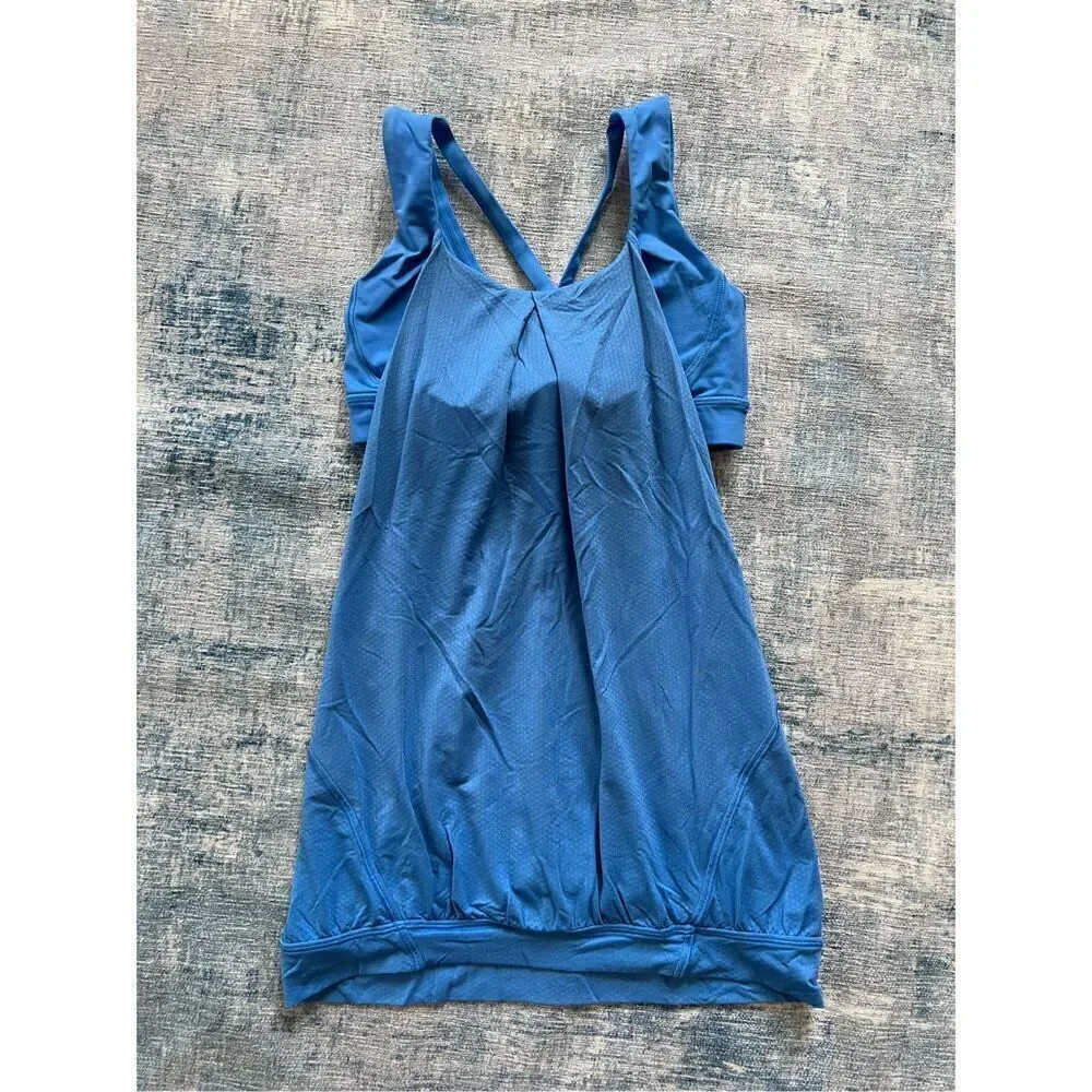 Lululemon Nouveau Limits Tank in Porcelain Blue Size 4